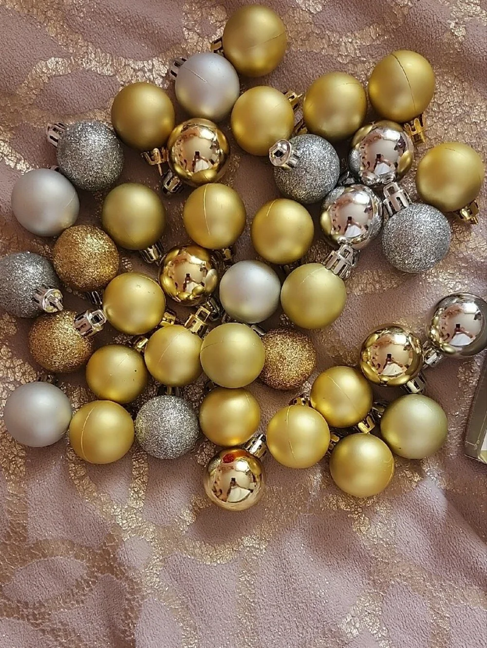 4/$20 Festive Gold & Silver Holiday Ornament Set